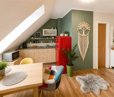 Pronájem moderního podkrovního bytu 2+kk, 42 m - Photo 2