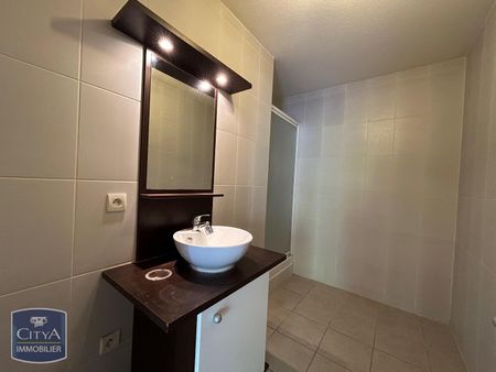 Location Appartement 2 pièces 42m² LEZIGNAN CORBIERES 11200 - Photo 4