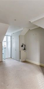 3 bedroom in Putney High Street - Photo 3