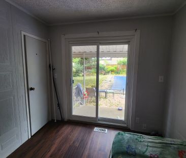 For Lease - 390 Gibbons Street Unit# Main, Oshawa, Ontario - Photo 4