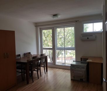 Studio Flat, Parsifal House, NW3 - Photo 3