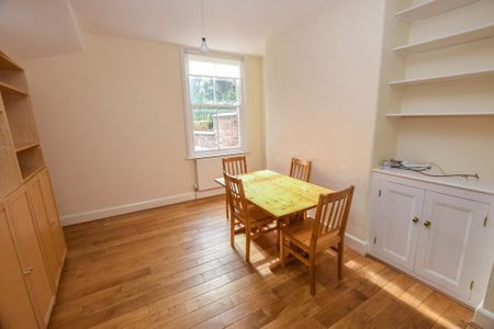 2 bedroom terraced house to rent - Photo 3