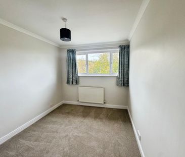 3 bedroom terraced house to rent - Photo 6