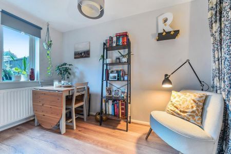 2 bedroom end of terrace house to rent - Photo 4