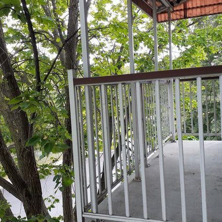 4 1/2 meublé tout inclu au coeur de Verdun près du fleuve et métro - Photo 4