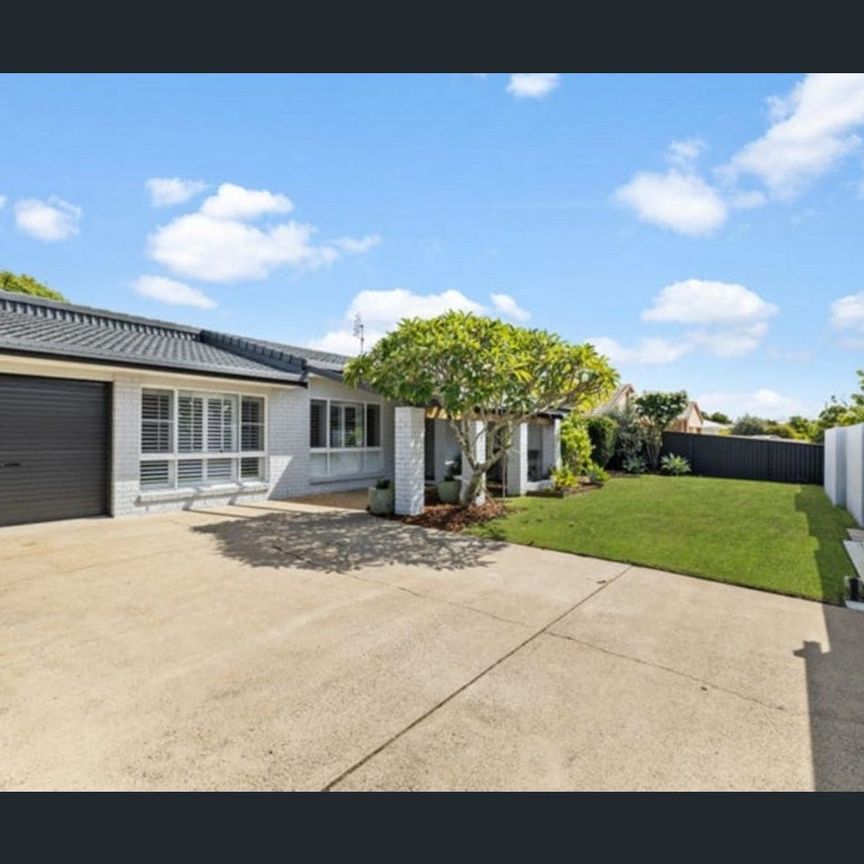 Relaxed Coastal Living in the Heart of Minyama - Photo 1