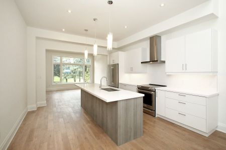 For Lease - 2 Vern Robertson Gate, Uxbridge, Ontario - Photo 2