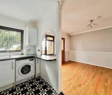 St Johns Mews, Corringham, SS17 - Photo 6