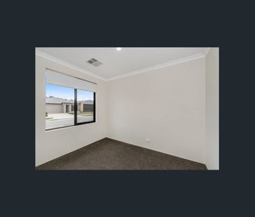 MODERN 4x2 FAMILY HOME IN THE HEART OF AUBIN GROVE! - Photo 2