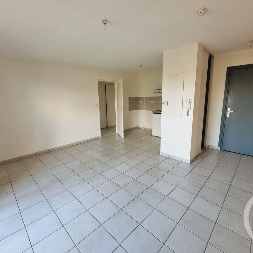 Location Appartement 2 pièces 49m² GAILLAC 81600 - Photo 1
