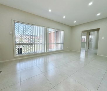 Newly Renovated Family Home In Prime Location! - Photo 1