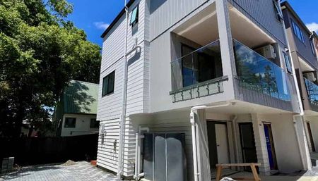 BRAND NEW 3-BED + STUDY STANDALONE HOME - Photo 5