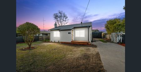 150 Narracan Drive - Photo 4