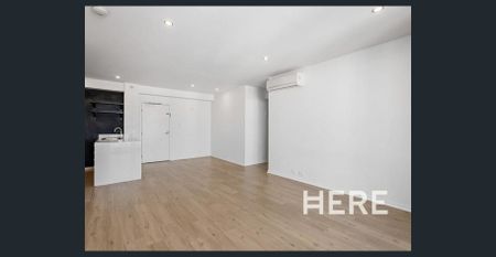 ECCO Apartments - Photo 2