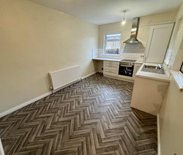 Unit 2, 50 Castleton Gardnes, Belfast, BT15 3BY - Photo 6