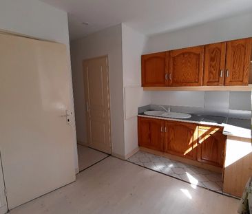 Location Appartement 2 pièces 35m² - Photo 2