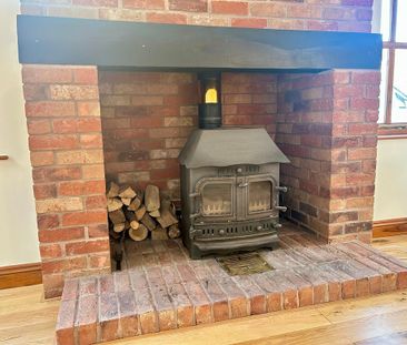 2 bedroom bungalow to rent - Photo 1