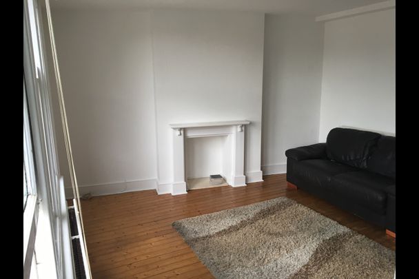 2 Bed Flat, Champion Road, SE26 - Photo 1