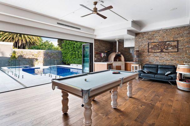 Thinking of selling? Contact our agent - Photo 1