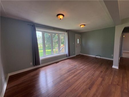 For Lease - 7358 Canborough Road, Haldimand, Ontario - Photo 4
