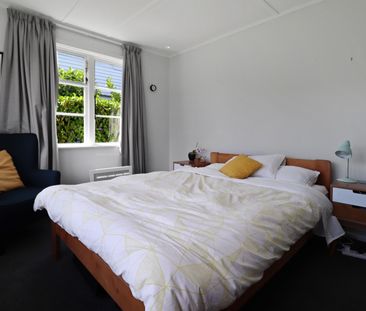 Situated in a highly sought after area, welcome to 66 Rata Street! - Photo 6