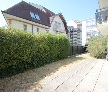 Gelijkvloersappartement met garage en tuin nabij het strand te Knok... - Photo 3