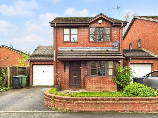 3 bedroom detached house to rent - Photo 1