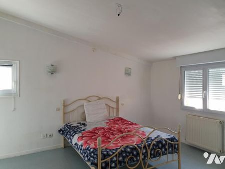 CARVIN, centre-ville: T2 à 475 euros - Photo 2