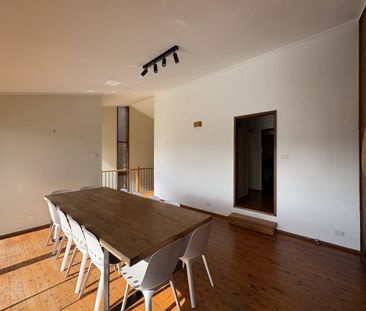 Spacious 5-Bedroom Home for the Whole Family - Photo 3
