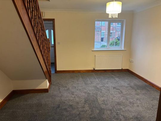 2 bedroom terraced house to rent - Photo 1