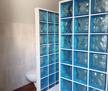 Maison en pierre de 126 m² à Bondy - Photo 1