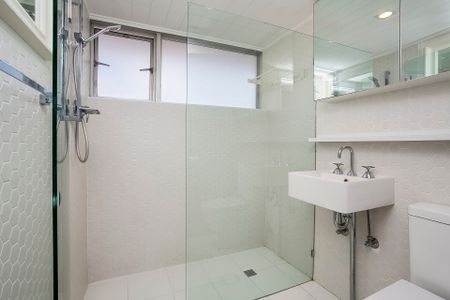 33/30 Moore Road, Freshwater NSW 2096 - Apartment For Rent | Domain - Photo 5