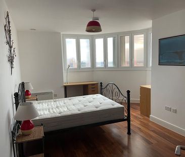 1 Bed Flat, Hagley Road, B16 - Photo 2