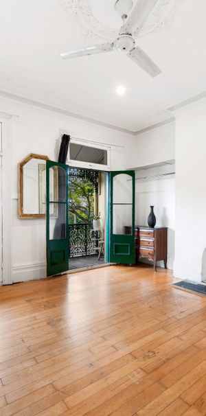 FURNISHED ROOM AVAILABLE - Photo 1