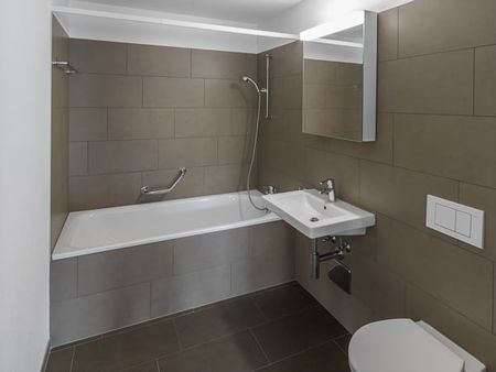 2.5 Zimmer, 77 m², 4. Stock - Photo 2