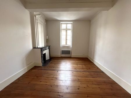 Location Appartement 3 pièces 105m² - Photo 5