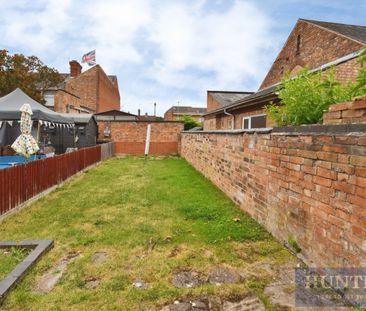 2 bedroom House To Let Total Size: 896 SQ FT - Photo 6