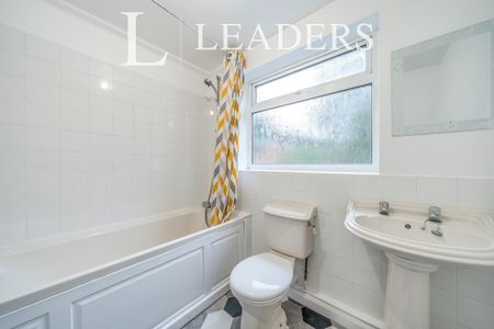 2 bedroom house to rent Fairclough Avenue, Warrington, WA1 - Photo 4