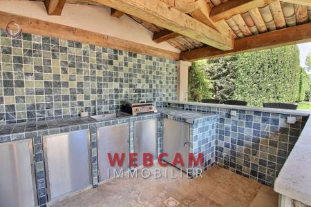 Location Maison 6 pièces 172m² MOUGINS 06250 - Photo 2