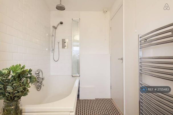 3 bedroom maisonette to rent - Photo 1