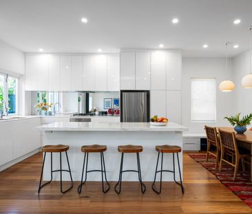 13 Travers Road, Curl Curl, NSW 2096 - Photo 3