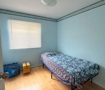 For Lease - 258 Sprucewood Court, Toronto, Ontario - Photo 6