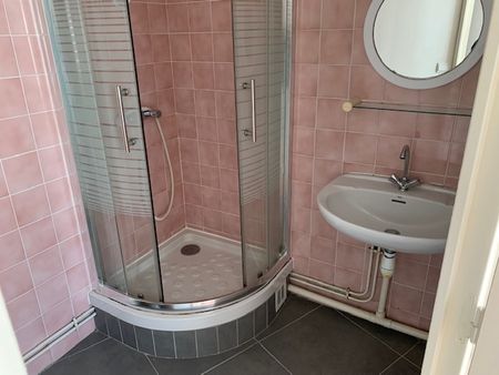 A LOUER BREST LIBERTE STUDIO 21 M2 Hyper-centre - Photo 3