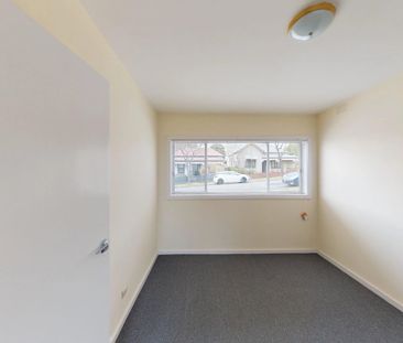 Conveniently Located Apartment! - Photo 1