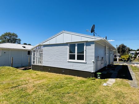 MANUREWA, 3 BEDROOMS - Photo 5