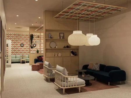 Superior Plus Skyline Studio - Photo 3