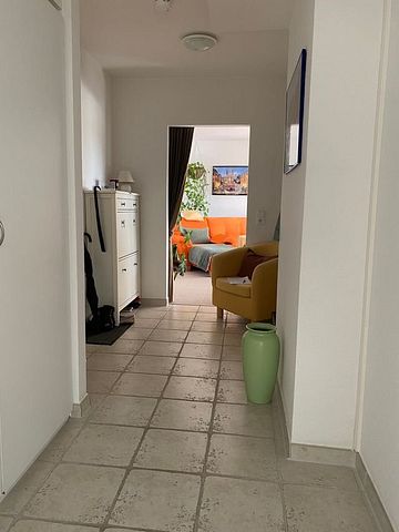 schÃ¶ne 2-Zimmer-Dachgeschosswohnung, Friesische StraÃe 54 in Flensburg - Foto 3