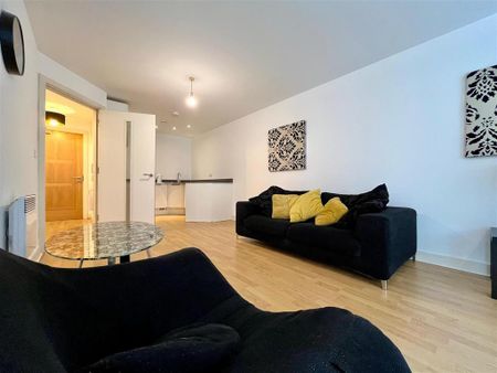 1 bedroom apartment to rent - Photo 2