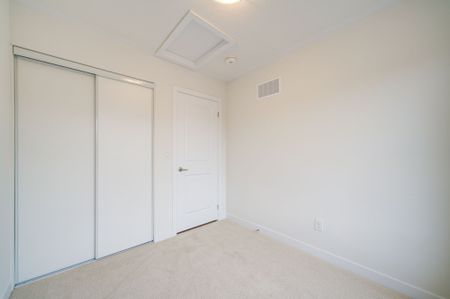 For Lease - 23 John Canning Way, Markham, Ontario - Photo 3