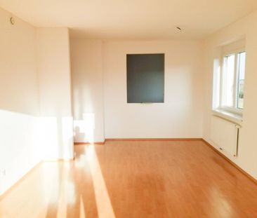 Großzügige 1-Zimmerwohnung im Dachgeschoss - Photo 5